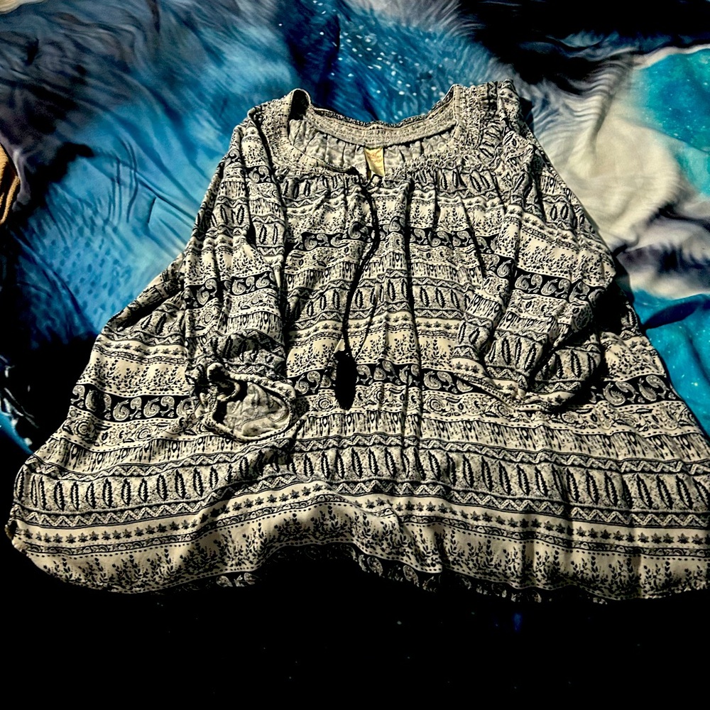 Blue and White Patterned Blouse